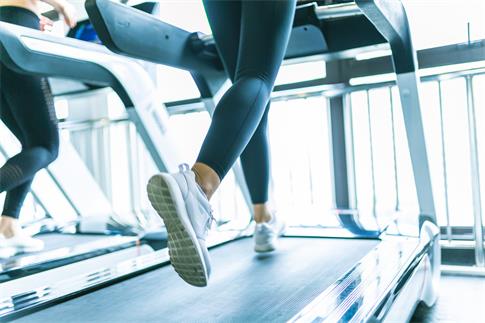 1672183317848374.jpg 攝圖網_501100730_banner_健身房跑步特寫(非企業商用).jpg