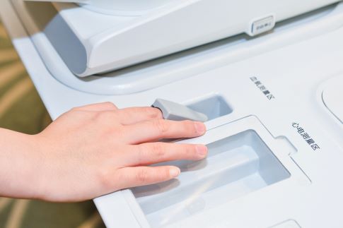 1672530825626603.jpg 攝圖網_501587776_banner_血氧儀(非企業商用).jpg